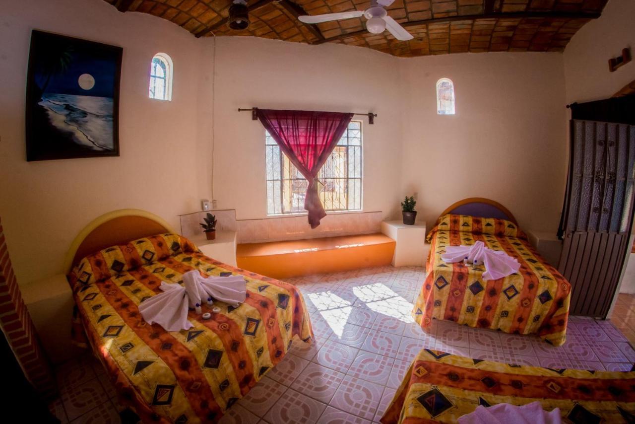 Отель La Rienda Guayabitos Ринкон-де-Гуайябитос Экстерьер фото